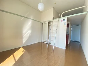 のマンスリーマンション・ウィークリーマンション「レオパレスネッスル小松 102(No.356932)」メイン画像