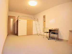 亀田駅（新潟県）のマンスリーマンション・ウィークリーマンション「レオパレスシャン　フルール 202(No.357940)」メイン画像