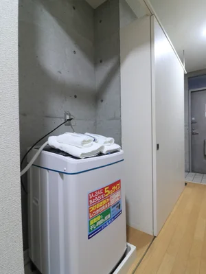 洗濯機置き場　雨の日にも洗濯できます