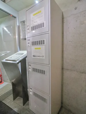 宅配ボックス　ネットでのお買い物などの荷物の受け取りに！　不在がちな方も安心です。