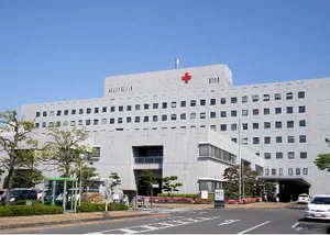 岡山赤十字病院まで車で8分、3.0km。