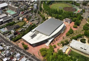 岡山県総合グラウンドまで車で12分、4.5㎞。