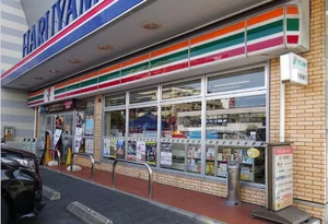 セブンイレブン 岡山西古松西町店まで徒歩3分、180m。