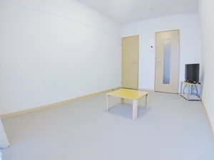 のマンスリーマンション・ウィークリーマンション「レオパレスサンビオラ 201(No.362488)」メイン画像