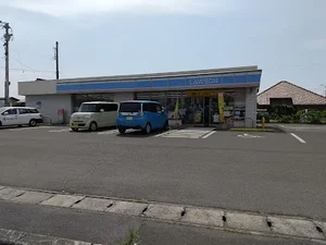 ローソン 丸亀飯野町店まで徒歩１８分、1.3km
