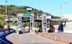 坂出北 I.Cまで車で5分、1.9km｡