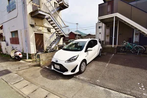 【駐車場画像】香川ウィークリーマンションでは駐車場完備。お洒落な室内、安心の設備、人気の理由がここにあります。