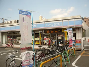 ローソン 箱崎宮前店