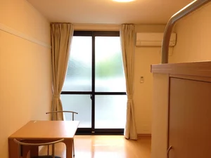 のマンスリーマンション・ウィークリーマンション「レオパレステルセイラ 303(No.366698)」メイン画像