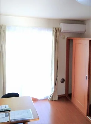 医療法人沖縄徳洲会 千葉西総合病院周辺のマンスリーマンション・ウィークリーマンション「レオパレスメイ 102(No.370018)」メイン画像