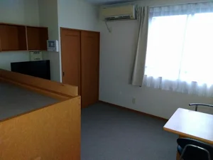 愛媛県のマンスリーマンション・ウィークリーマンション「レオパレスＳｈｉｋｏｋｕ中央 204(No.370088)」メイン画像