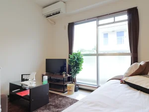 外光を多く取り込むため、明るい室内です。 リネン類の取り揃えも豊富にございます。