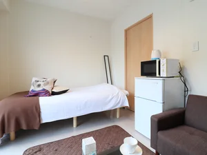 主要な家電類もご用意しております。 一人暮らしに必要なあると嬉しい備品類もすべて標準品!