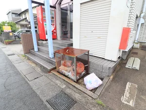 敷地内ゴミ捨て場あり! 時間なくて急いでいる時も便利で楽々ごみ捨て!