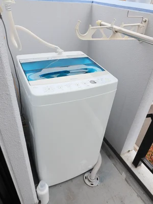 屋外洗濯機 コインランドリーに行かなくても洗濯ができて毎日清潔にお過ごしいただけます。