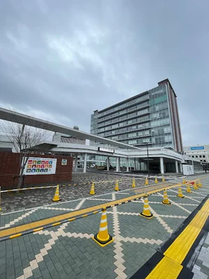 東広島市役所まで車で7分