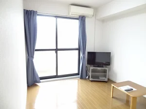 のマンスリーマンション・ウィークリーマンション「レオパレスロワール三条Ａ 108(No.372595)」メイン画像