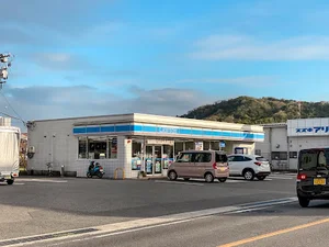 ローソン 東広島西条東店まで徒歩9分