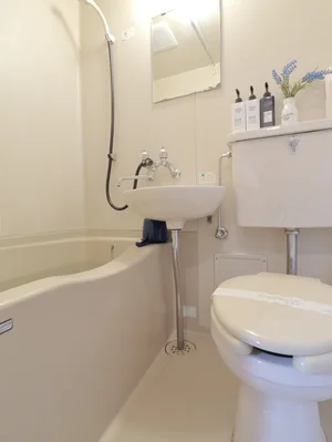 掃除がしやすい3点ユニットタイプの浴室です。サクッとお風呂を済ませたい方にもおすすめとなっております!