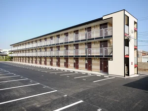 市立四日市病院周辺のマンスリーマンション・ウィークリーマンション「レオパレスケイスピリット百合鴎 102(No.373168)」メイン画像