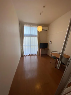 のマンスリーマンション・ウィークリーマンション「レオパレスアゼリア 102(No.373819)」メイン画像