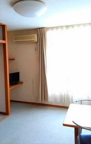 のマンスリーマンション・ウィークリーマンション「レオパレスインフィールド 204(No.374323)」メイン画像