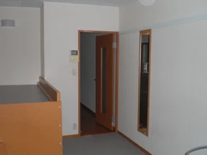 のマンスリーマンション・ウィークリーマンション「レオパレスポムグラネイト 105(No.376117)」メイン画像