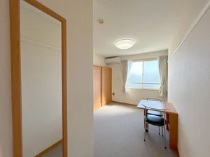 のマンスリーマンション・ウィークリーマンション「レオパレス海誠 205(No.382344)」メイン画像