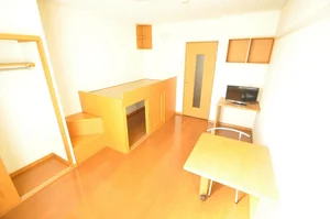 高岡市のマンスリーマンション・ウィークリーマンション「レオパレス石瀬 110(No.385310)」メイン画像