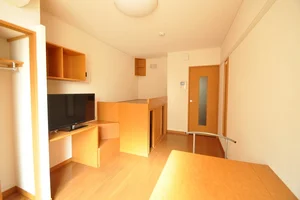 のマンスリーマンション・ウィークリーマンション「レオパレスミッドアイランド 104(No.385368)」メイン画像