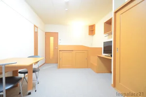 富山県のマンスリーマンション・ウィークリーマンション「レオパレスハイム　コルーテ 203(No.385599)」メイン画像