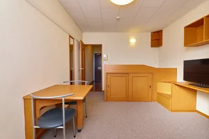 津駅（三重県）のマンスリーマンション・ウィークリーマンション「レオパレスサンマリン津 210(No.386812)」メイン画像