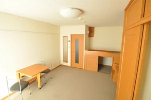 富山県のレオパレスセンター富山のマンスリーマンション・ウィークリーマンション「レオパレスひめの 206(No.391206)」メイン画像