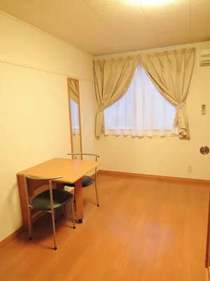 千葉県のマンスリーマンション・ウィークリーマンション「レオパレスマロンハイツ 205(No.391447)」メイン画像