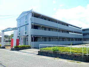 のマンスリーマンション・ウィークリーマンション「レオパレスＳｔ．Ｌｅａｆ１号館 202(No.392696)」メイン画像