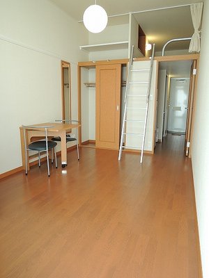のマンスリーマンション・ウィークリーマンション「レオパレスワイワイ 206(No.393020)」メイン画像
