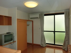 瀬戸口駅（愛知県）のマンスリーマンション・ウィークリーマンション「レオパレスゆきやなぎ 101(No.393238)」メイン画像