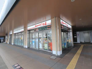 セブンイレブン
