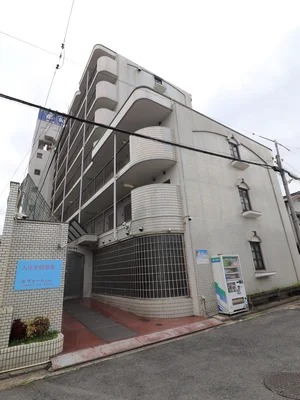 エレベーター付き　オートロックあり！　徳山駅より徒歩圏内で　近隣に駐車場もあり　アクセスも良い物件です。