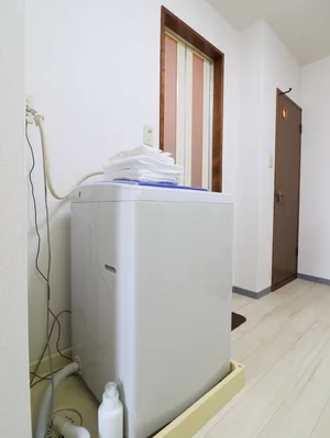 屋内洗濯機あり！　コインランドリーに行かなくても洗濯ができるので毎日清潔におすごしいただけます。