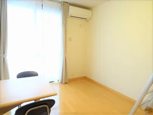 のマンスリーマンション・ウィークリーマンション「レオパレスパピルス　サンヤピ 106(No.397093)」メイン画像