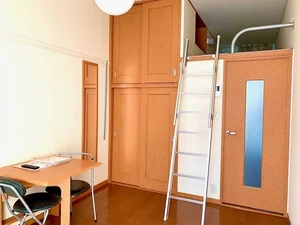 のマンスリーマンション・ウィークリーマンション「レオパレスリラティヴ萩原 105(No.397555)」メイン画像