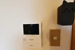 テレビモニターホン付きで安全対策! セキュリティにも考慮されていて 女性にも安心な物件♪