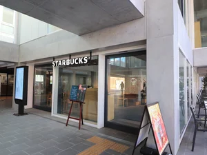 スターバックスコーヒー 蔦屋書店 延岡エンクロス店