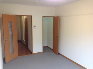 西小倉駅（福岡県）のマンスリーマンション・ウィークリーマンション「レオパレスラ　フロル日明 202(No.401641)」メイン画像