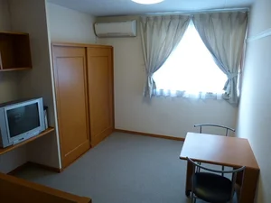 のマンスリーマンション・ウィークリーマンション「レオパレスシェソワ 203(No.402005)」メイン画像