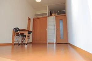 のマンスリーマンション・ウィークリーマンション「レオパレス渚 303(No.406474)」メイン画像