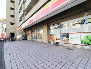 デイリーヤマザキまで徒歩2分