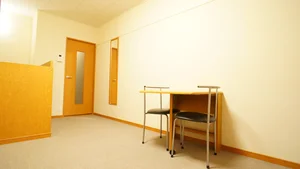 のマンスリーマンション・ウィークリーマンション「レオパレス北巽駅西 208(No.410128)」メイン画像