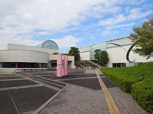 平塚市美術館まで徒歩15分